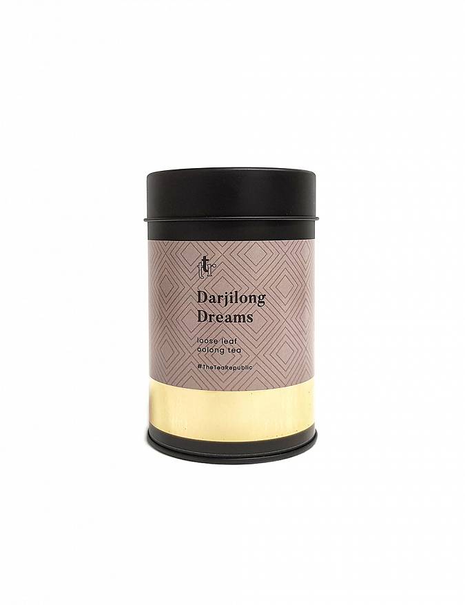 https://imgcdn.kvetinyexpres.cz/MHbn63uNOtwR3-rdI-TK_B6YVrc=/0x0/http://varkala/cache/675/900/image/loose-leaf-canister-darjilong-dreams-oolong-tea.jpeg