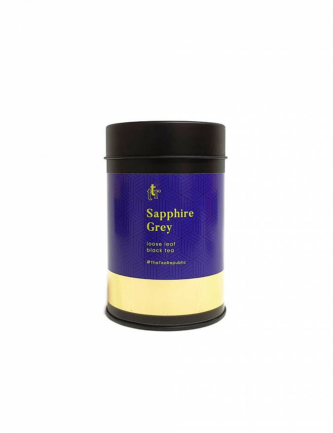 https://imgcdn.kvetinyexpres.cz/PZHAhuK8JX0mJX-im6qwAk0VeCI=/0x0/http://varkala/cache/675/900/image/loose-leaf-canister-sapphire-grey-black-tea.jpeg